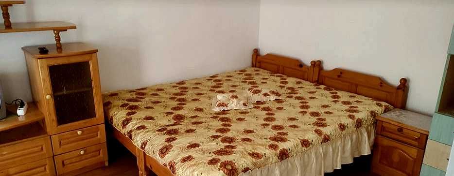 Дава се под наем Двустаен апартамент в Бургас, Възраждане - 50 кв.м за 175 € - Снимка #1