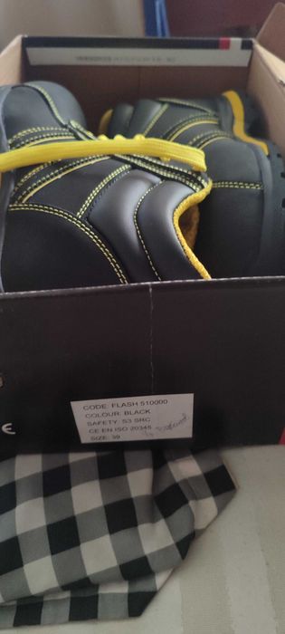 Туристически oбувки Flash Hi 510000