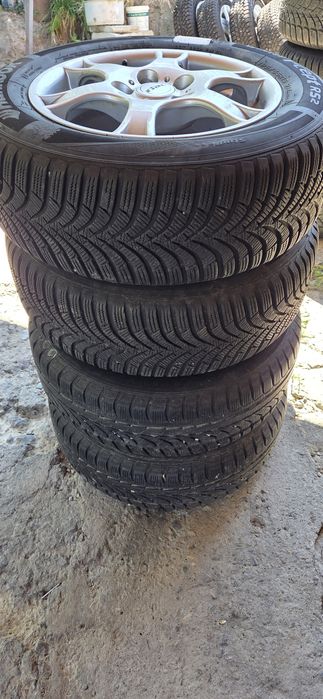 Nissan Джанти RIAL със зимни гуми 195/65/15 6,5J×15 ET45 5×114,3 ЦО66