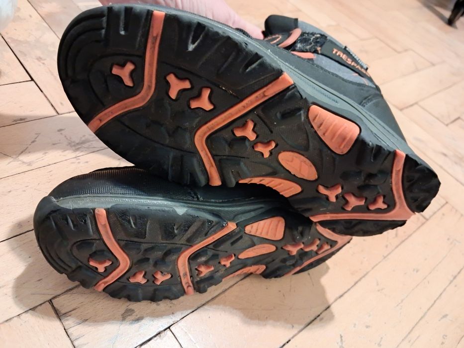 Детски боти размер 32