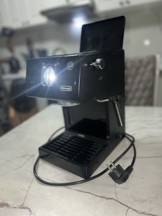 кофемашина DeLonghi