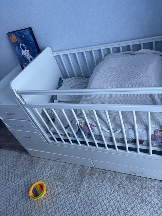 Детский манеж продается