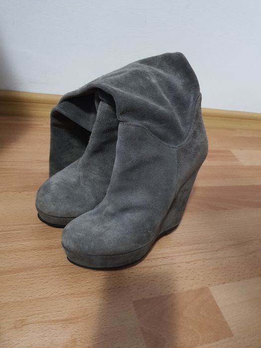 Cizme de piele întoarsă Cristhelen B. Musette