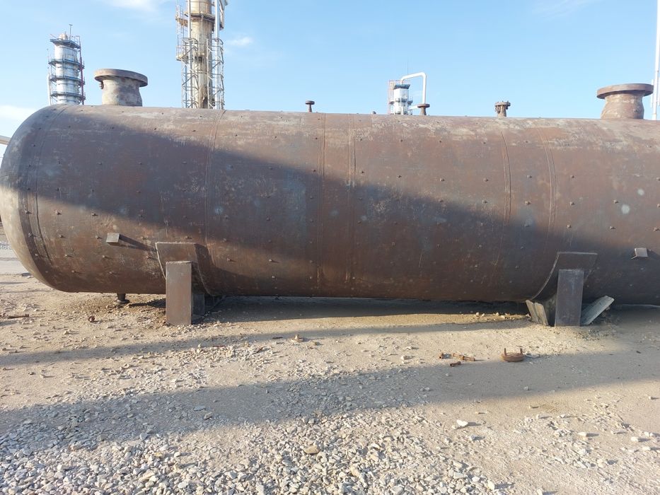 Пескоструйный очистка и огрунтовка, окраска поверхности метала