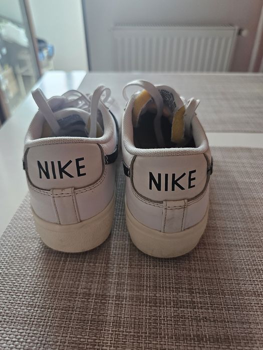 Adidași din piele Nike Blazer 38