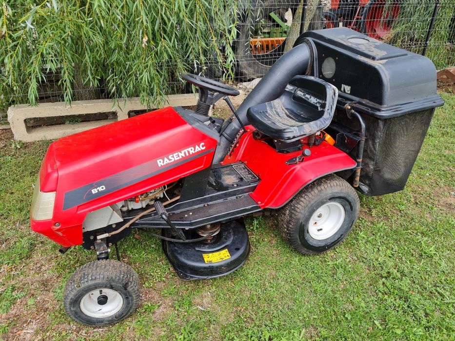 Tractoras Tractor MTD Rasentrac B10 pentru tuns iarba / gazon / livada