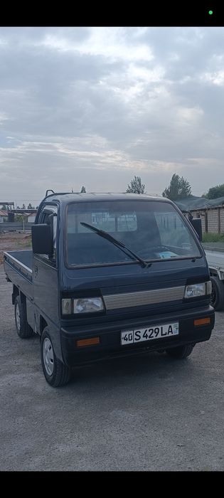 Damas labo sotiladi