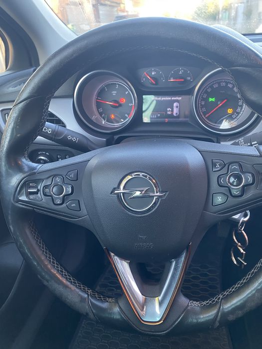 Opel Astra K 2016 Sport Tourer+