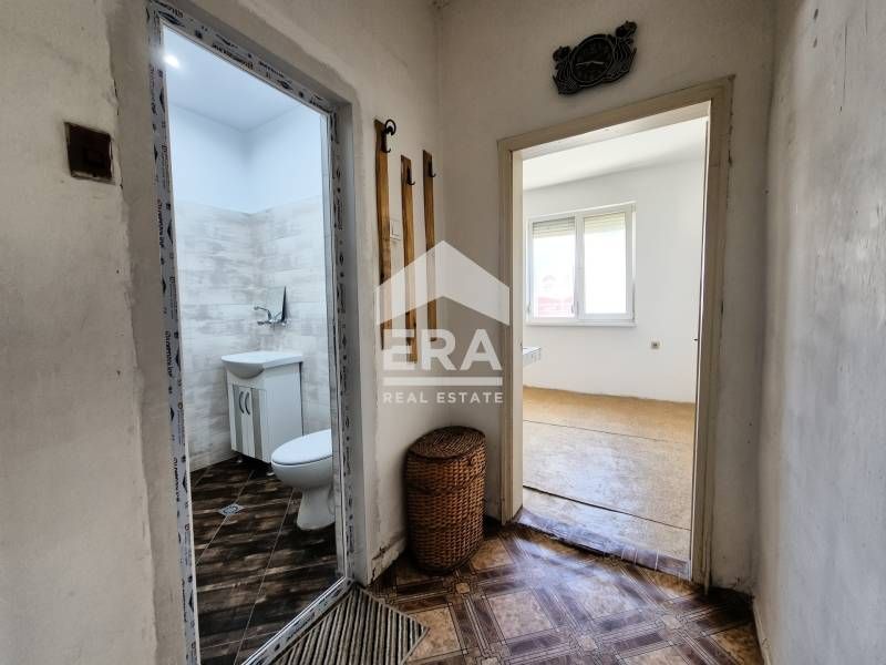 Продава се Двустаен апартамент в Момчилград - 90 кв.м за 589 €/кв.м - Снимка #3