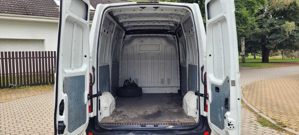 Închirieri dube autoutilitara 3.5T National si Extern