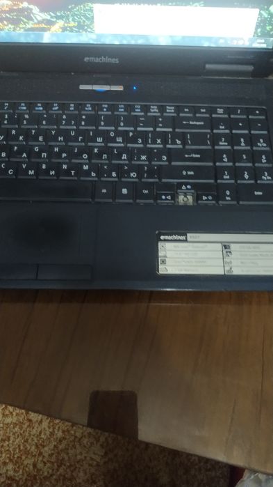 Продам ноутбук..