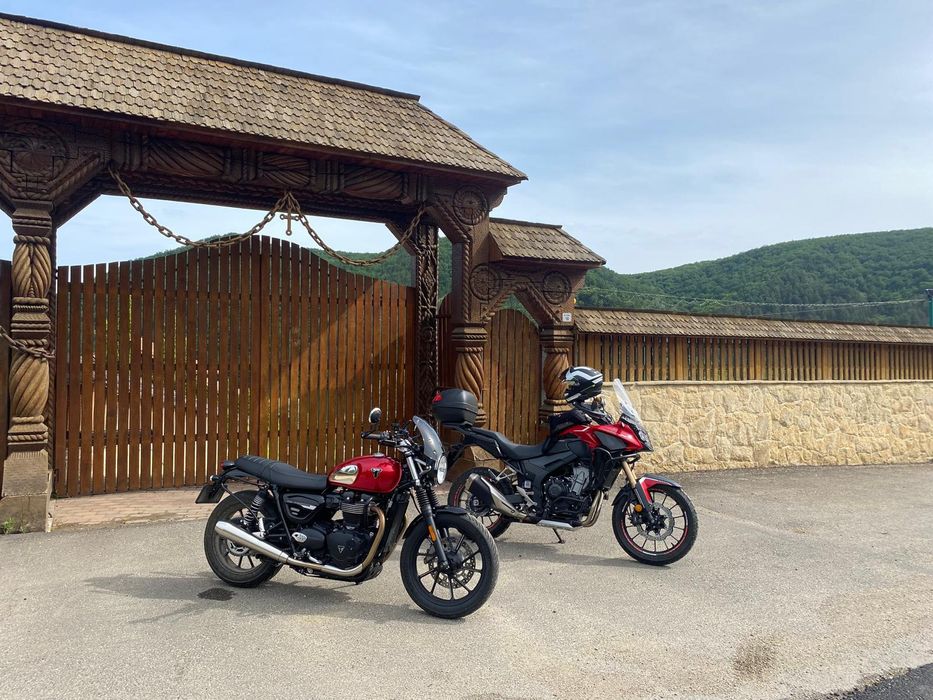 Motocicleta Triumph Speed Twin 900 Chrome Edition 2023