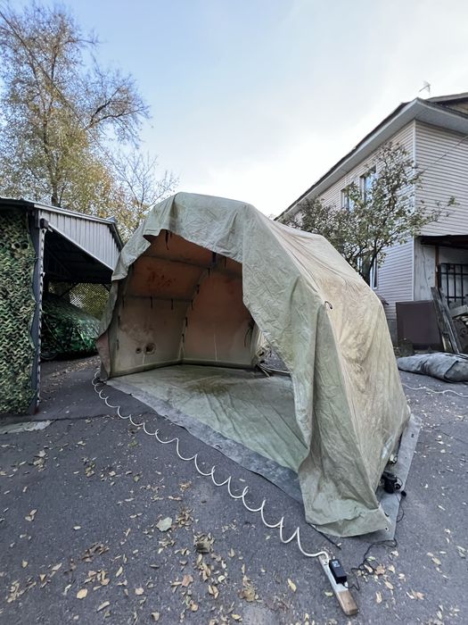 Надувная палатка МЧС