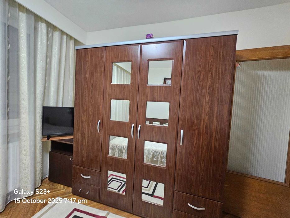 Inchiriez apartament 3 camere Deva
