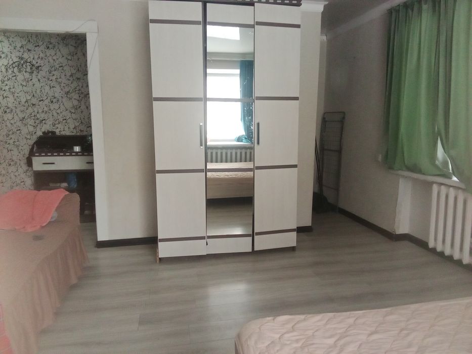 Продам 1,5ку на Глинки