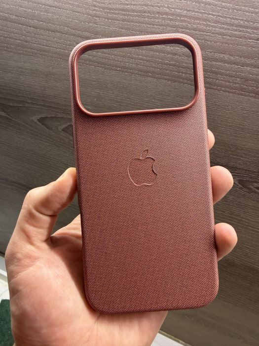 Кейс за iphone17 pro max techwoven