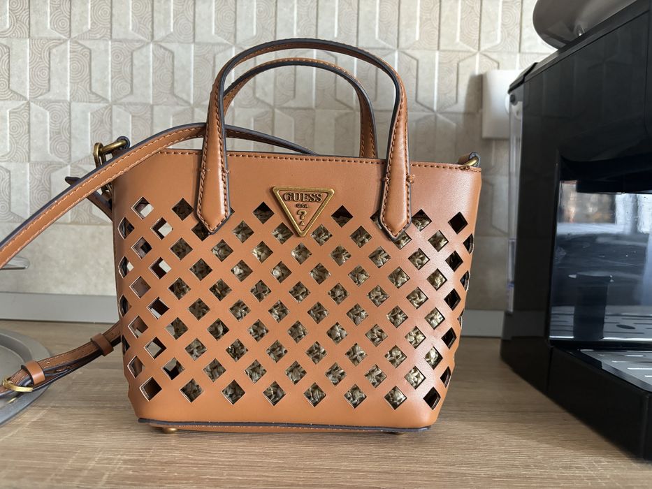 Vand Geanta GUESS