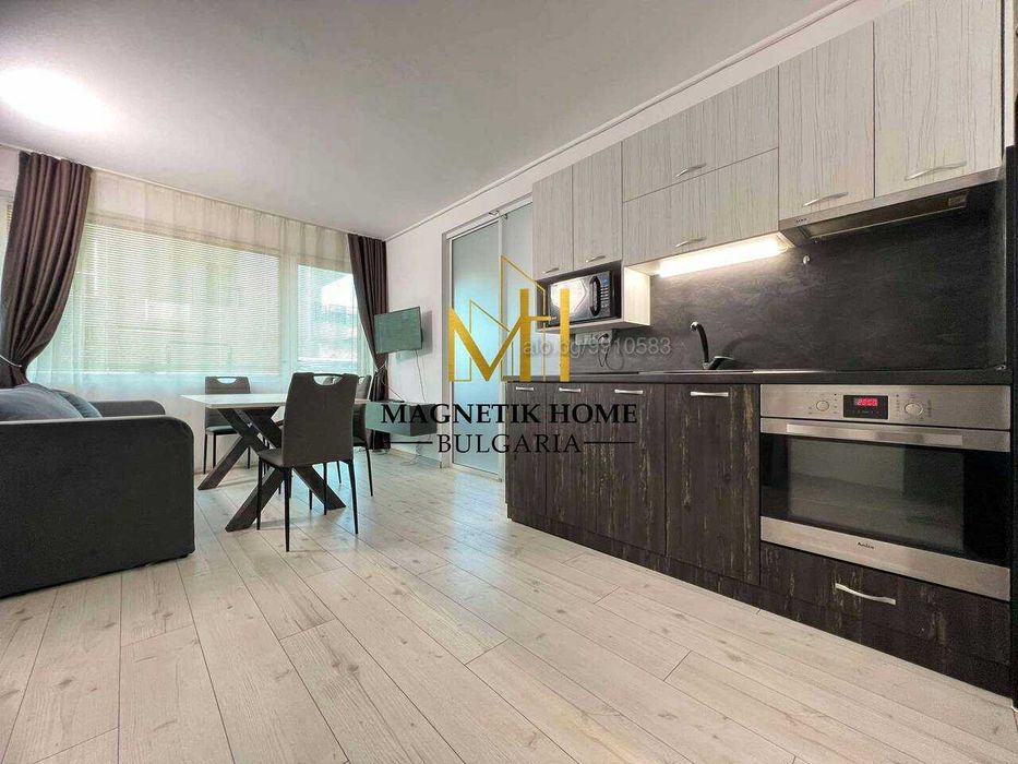 Дава се под наем Двустаен апартамент в Бургас, Център - 52 кв.м за 357 € - Снимка #2