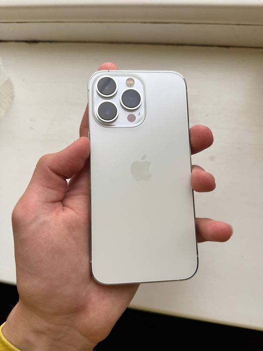 iPhone 13 Pro Oq svet