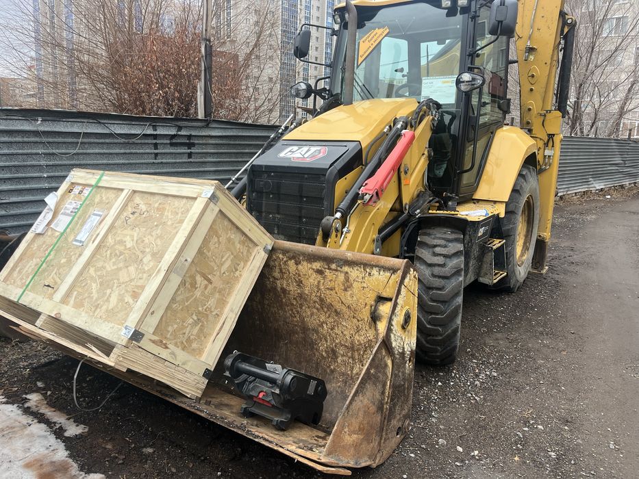 Продам гидромолот Caterpillar оригинал, новый