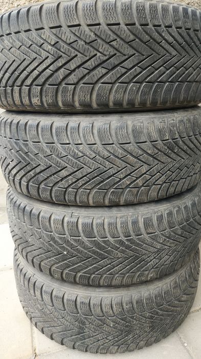Зимни Pirelli Cinturato Winter 205/55/16