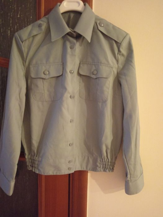 Военные рубашки разного цвета