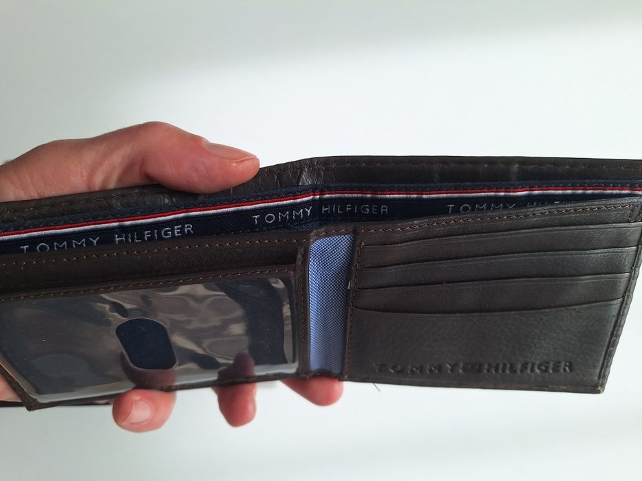 Портфейл портмоне Tommy Hilfiger