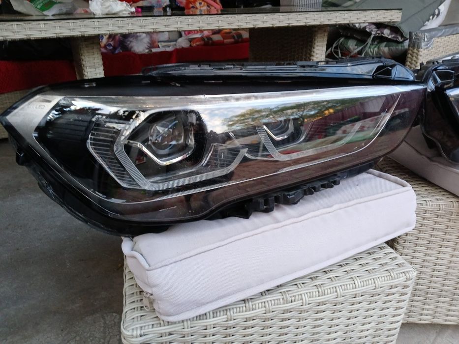 Faruri BMW x1 F48 facelift