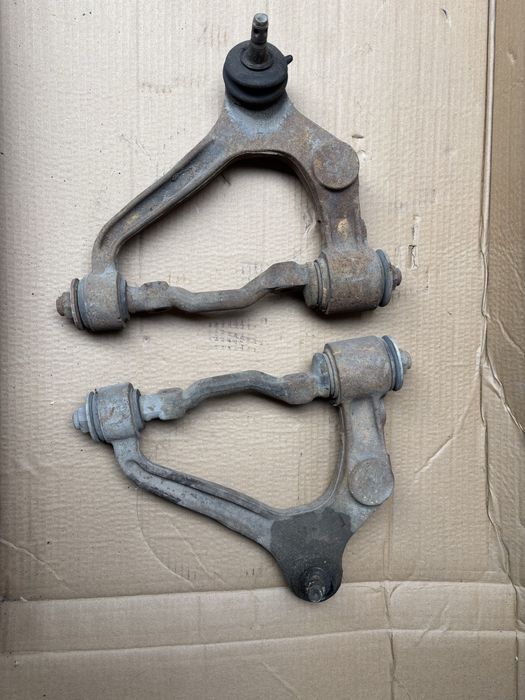 Запчасти toyota regius