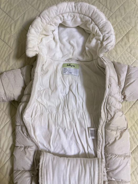 Зимние комбинезоны  для девочки