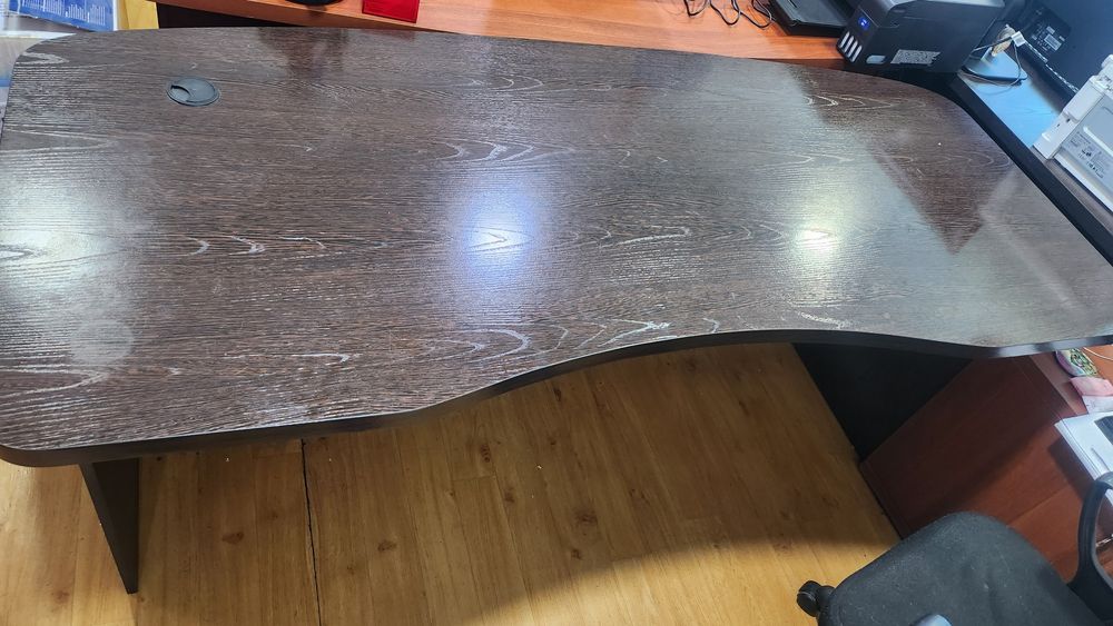 Офисная мебель в комплексе