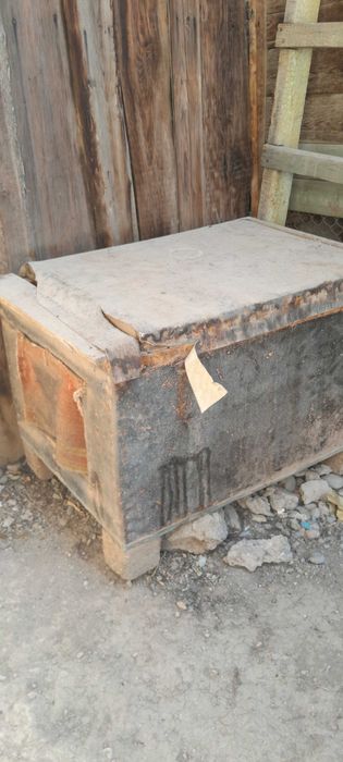 ДАРОМ 1 Большая и 3 средние Собачья Конура Собачьи Домики забирать все