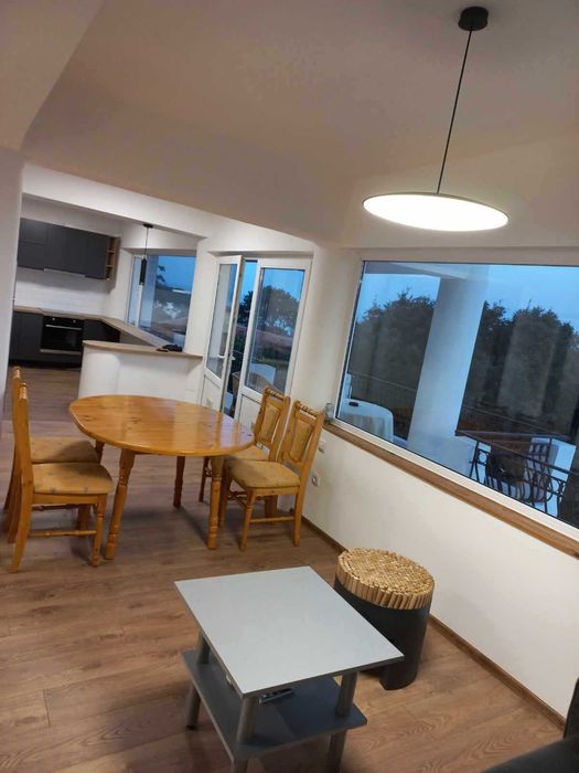 Дава се под наем Тристаен апартамент в Балчик - 137 кв.м за 800 € - Снимка #4