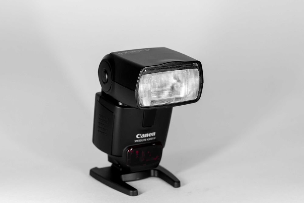 Вспышка Canon SpeedLite 430EX II новая