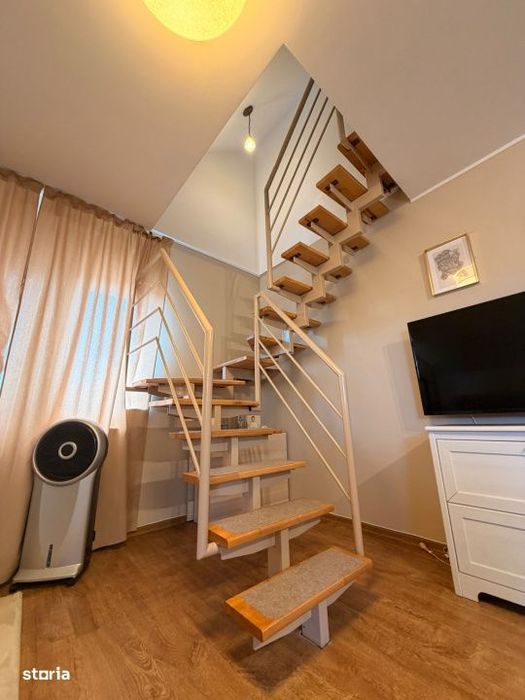 Apartament 3 camere cu scara interioara
