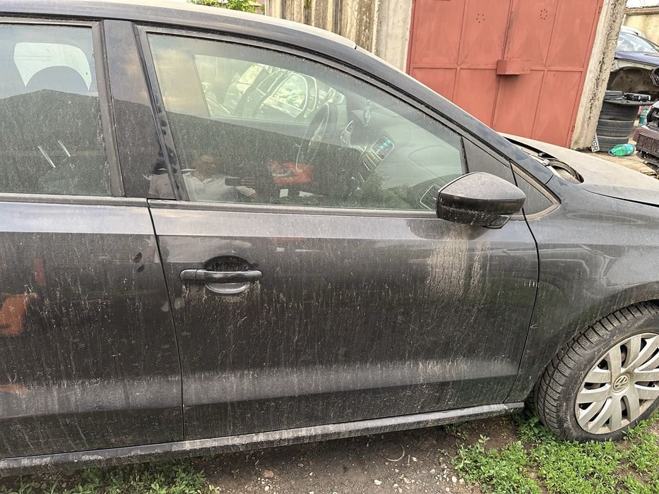 Usa portiera Vw Polo 6R 6C negru LC9X stanga dreapta fata spate haion hayon bara capota aripa oglinda airbag 1.6 tdi cay motor 1.2 cbz cutie nbw kfk