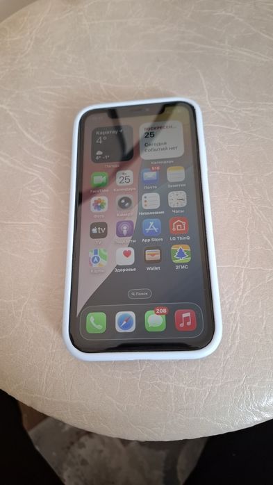 Продаю айфон 11/128гб.