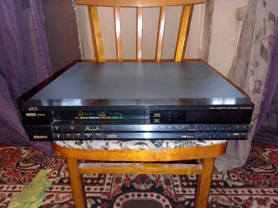 VHS‑видеомагнитофон JVC HR‑D337MS