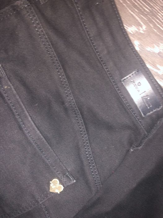 Blugi motivi skinny