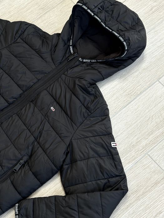 Дамско яке Tommy Hilfiger - размер S, отлично състояние