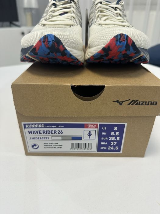 Adidasi alergare Mizuno 38.5 ( adidasi alergare nike , mizuno , adidas