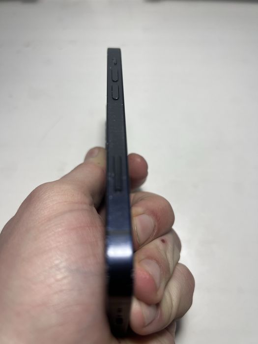 Продам или обмен айфон 12 mini