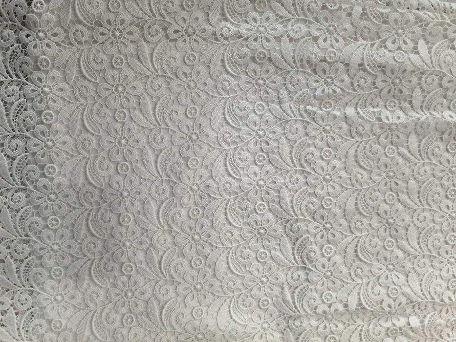 Рокля Lucy Л с ресни за парти