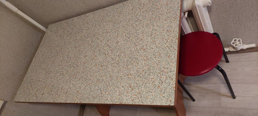 Продам стол со стульями