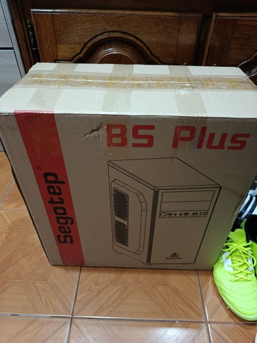 Calculator PC Intel i5-8400 8GB RAM DDR4 Adata SSD 256GB