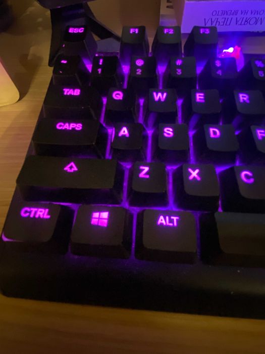 Steelseries Apex M750