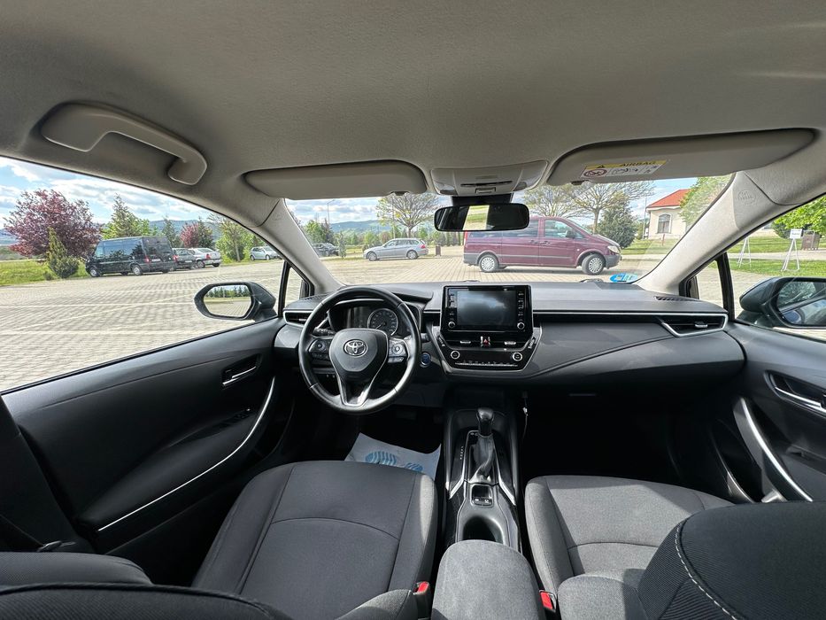 Toyota Corolla Hybrid Rate