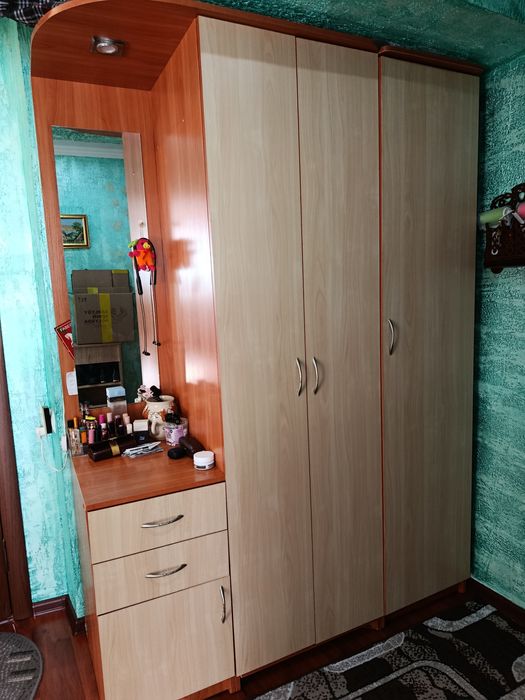 Шкаф в Прихожку с зеркалом