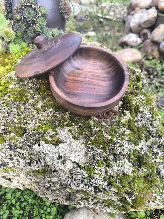 Орехово Дъски и Плата за Мезета