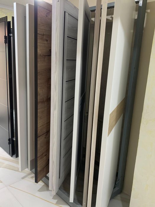 Двери новые с витрины